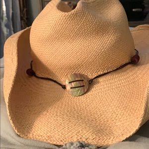 Perfect cowgirl hat!
